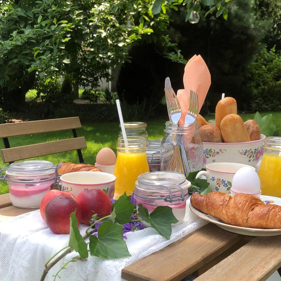 Bed & Breakfast Neeltje Soet Міерло Екстер'єр фото